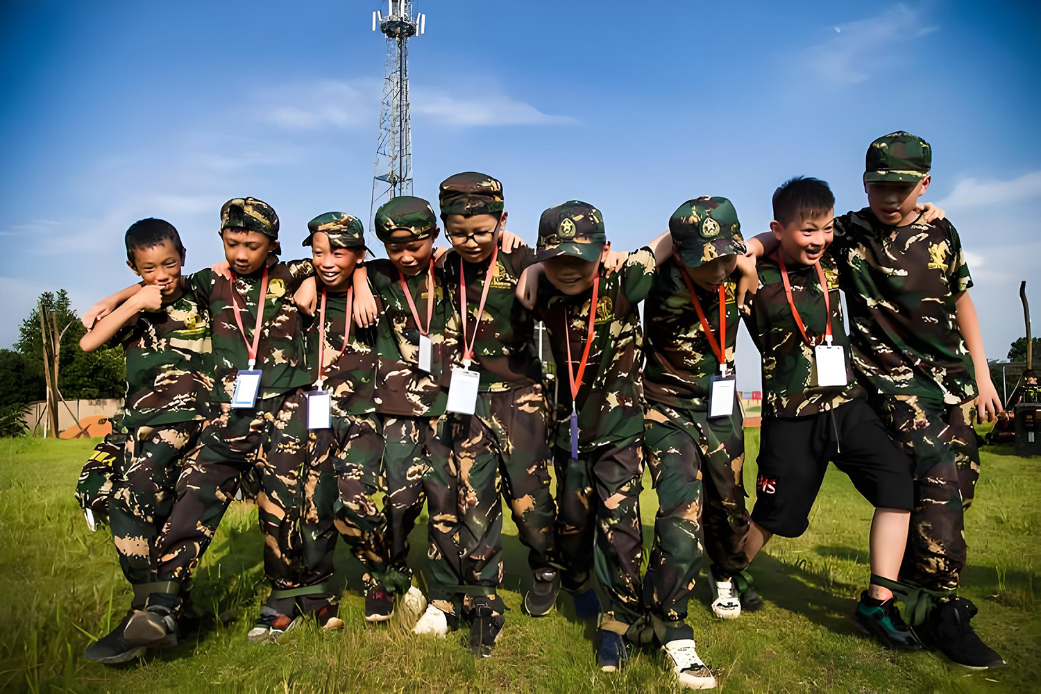 深圳铁军逐梦阳光少年营开营啦